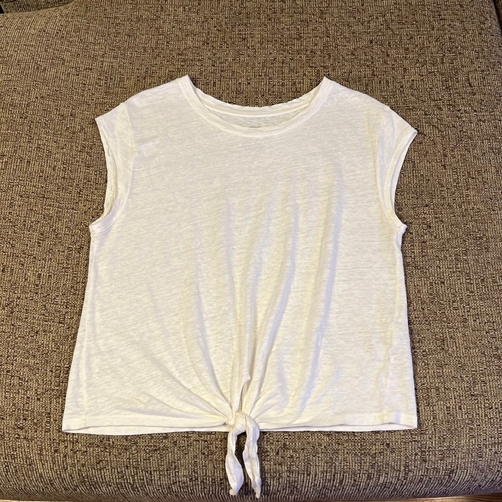Margaret O’Leary Linen Tie Tee